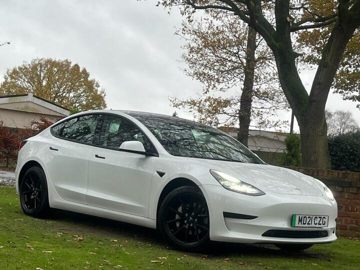 Tesla Model 3 Standard Range Plus Auto RWD 4dr