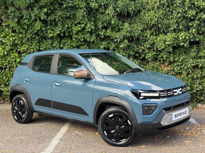 Dacia Spring 100 24.3kWh EXTREME Auto 5dr