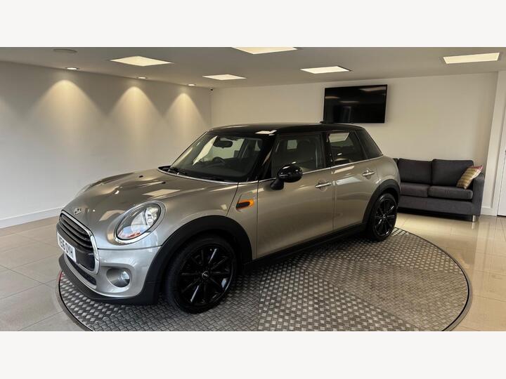 MINI Hatch 1.5 Cooper D Euro 6 (s/s) 5dr