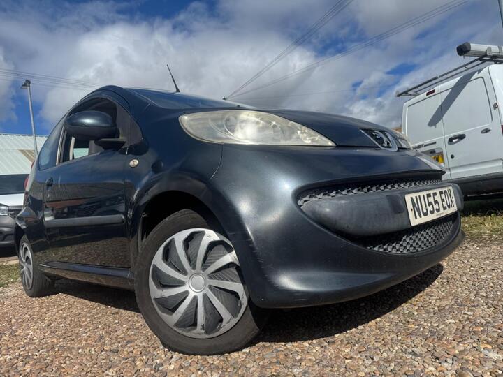 Peugeot 107 1.0 12V Urban Euro 4 3dr