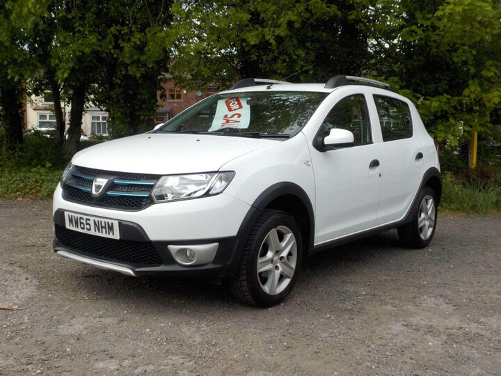 Dacia Sandero Stepway 0.9 TCe Laureate Euro 6 (s/s) 5dr