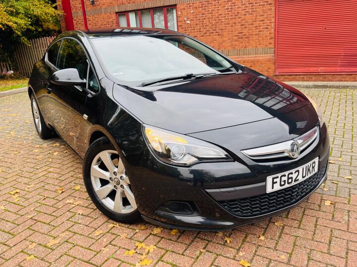 Vauxhall Astra GTC 1.4T Sport Euro 5 (s/s) 3dr Vauxhall Astra GTC 1.4T Sport Euro 5 (s/s) 3dr