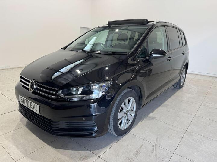 Volkswagen Touran 1.5 TSI EVO SE Family Euro 6 (s/s) 5dr Volkswagen Touran 1.5 TSI EVO SE Family Euro 6 (s/s) 5dr