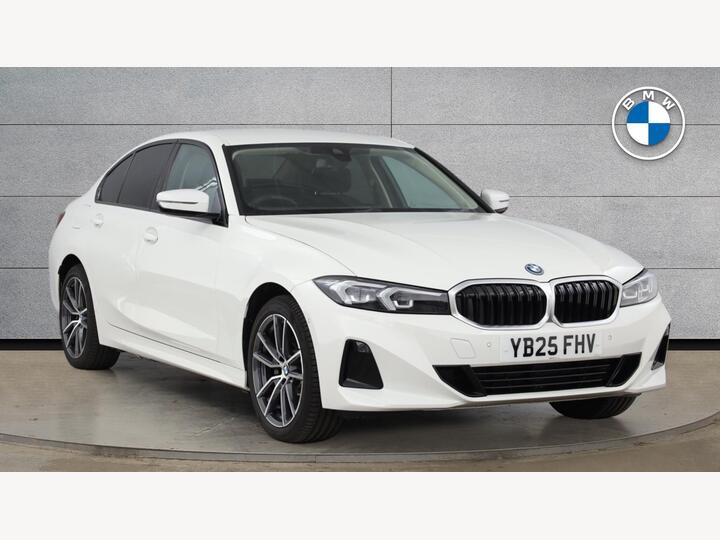 BMW 3 Series 2.0 330e 22.3kWh Sport Auto Euro 6 (s/s) 4dr BMW 3 Series 2.0 330e 22.3kWh Sport Auto Euro 6 (s/s) 4dr