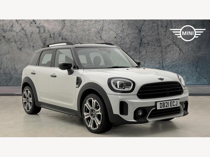 MINI Countryman 1.5 Cooper Exclusive Steptronic Euro 6 (s/s) 5dr MINI Countryman 1.5 Cooper Exclusive Steptronic Euro 6 (s/s) 5dr
