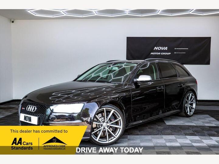 Audi RS4 AVANT 4.2 FSI V8 S Tronic Quattro Euro 5 5dr Audi RS4 AVANT 4.2 FSI V8 S Tronic Quattro Euro 5 5dr