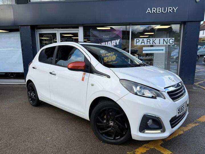 Peugeot 108 1.2 PureTech Roland Garros Top! Euro 6 5dr