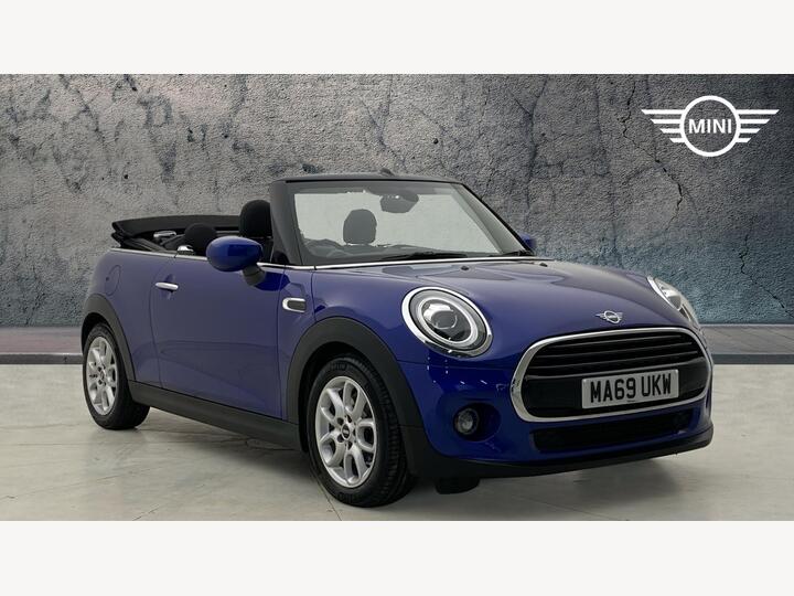 MINI Convertible 1.5 Cooper Classic Euro 6 (s/s) 2dr MINI Convertible 1.5 Cooper Classic Euro 6 (s/s) 2dr