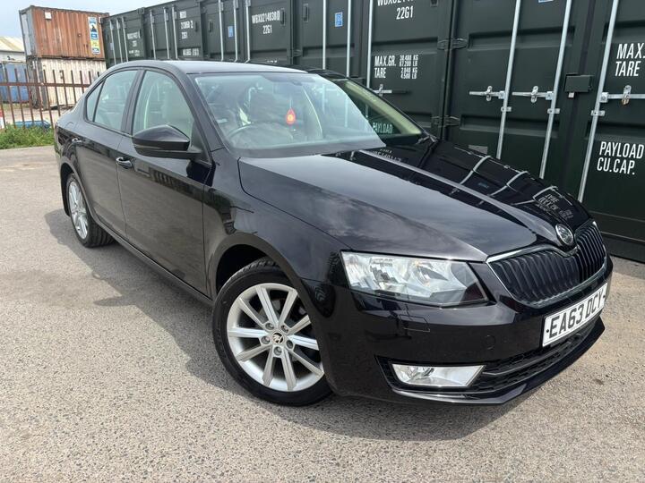 Skoda Octavia 2.0 TDI Elegance DSG Euro 5 (s/s) 5dr