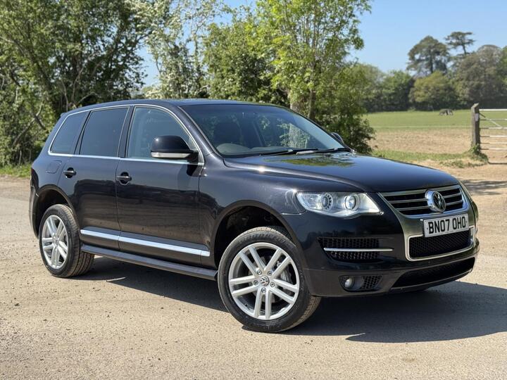 Volkswagen Touareg 3.0 TDI V6 Altitude 5dr Volkswagen Touareg 3.0 TDI V6 Altitude 5dr