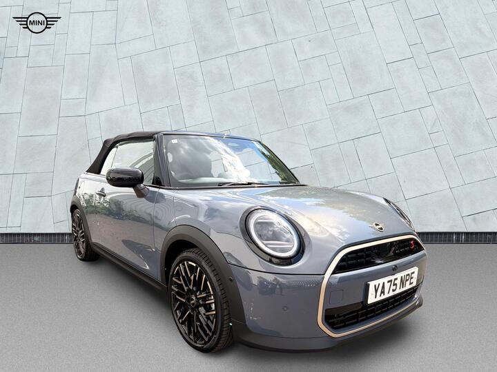 MINI Cooper Convertible 2.0S Exclusive Steptronic Euro 6 (s/s) 2dr