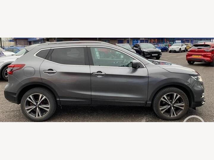 Nissan Qashqai 1.5 DCi N-Connecta Euro 6 (s/s) 5dr