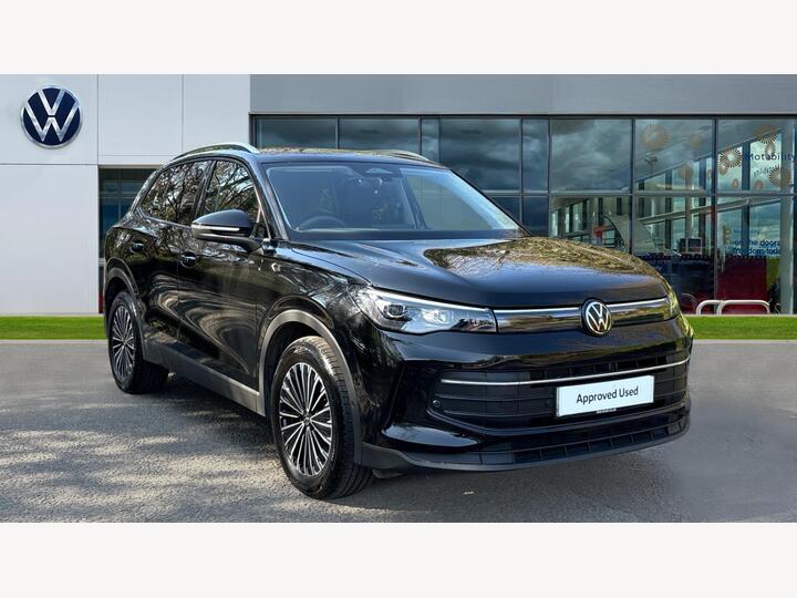 Volkswagen Tiguan 1.5 ETSI MHEV Match DSG Euro 6 (s/s) 5dr Volkswagen Tiguan 1.5 ETSI MHEV Match DSG Euro 6 (s/s) 5dr