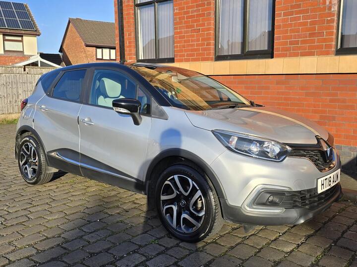 Renault CAPTUR 0.9 TCe ENERGY Iconic Euro 6 (s/s) 5dr