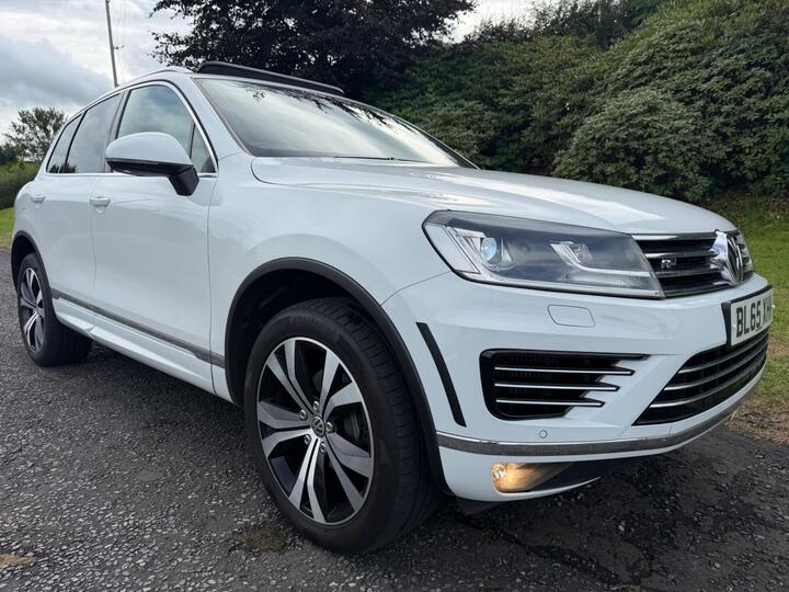 Volkswagen Touareg 3.0 TDI V6 BlueMotion Tech R-Line Tiptronic 4WD Euro 6 (s/s) 5dr