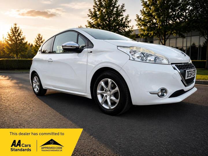 Peugeot 208 1.2 VTi PureTech Style Euro 5 3dr