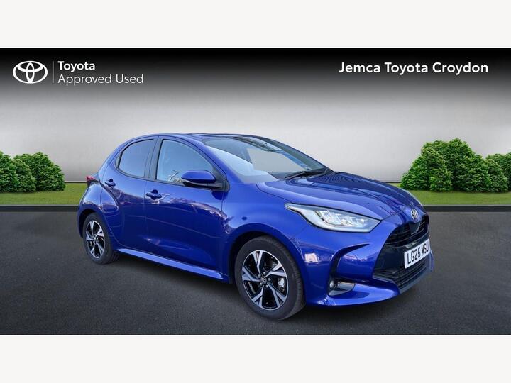 Toyota Yaris 1.5 VVT-h Design E-CVT Euro 6 (s/s) 5dr