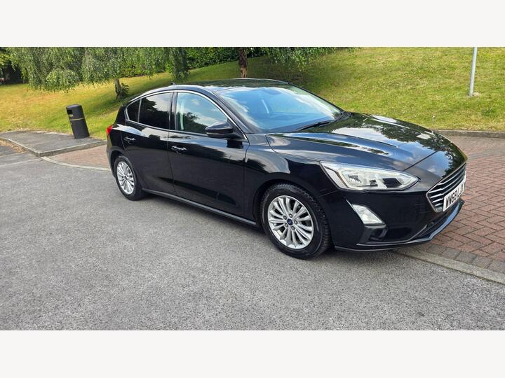 Ford Focus 1.0T EcoBoost Titanium Auto Euro 6 (s/s) 5dr