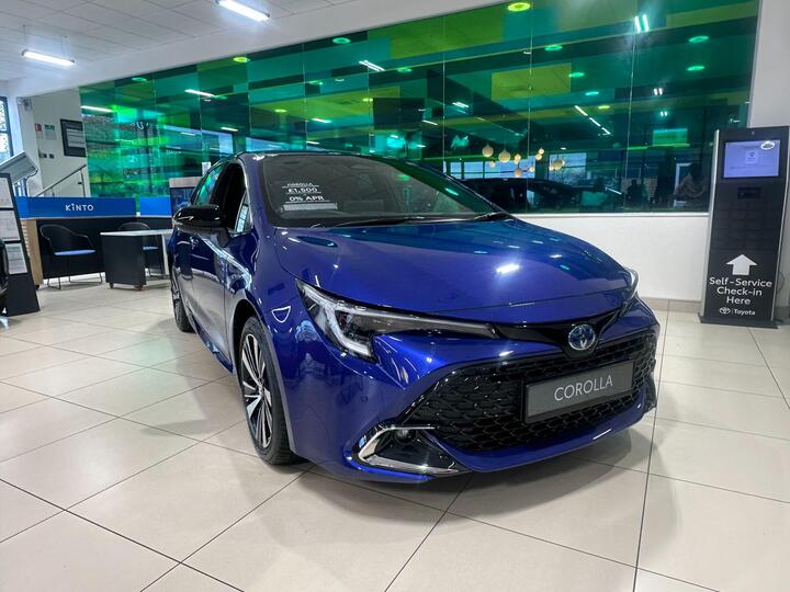 Toyota Corolla 2.0 VVT-h Design CVT Euro 6 (s/s) 5dr
