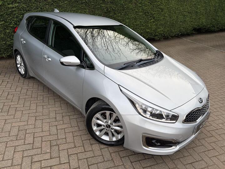 Kia CEED 1.6 GDi 2 Euro 6 (s/s) 5dr