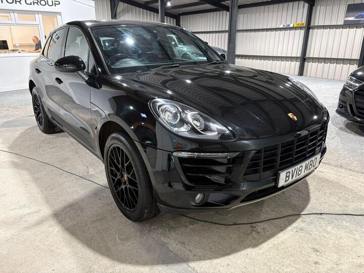 Porsche Macan 2.0T PDK 4WD Euro 6 (s/s) 5dr
