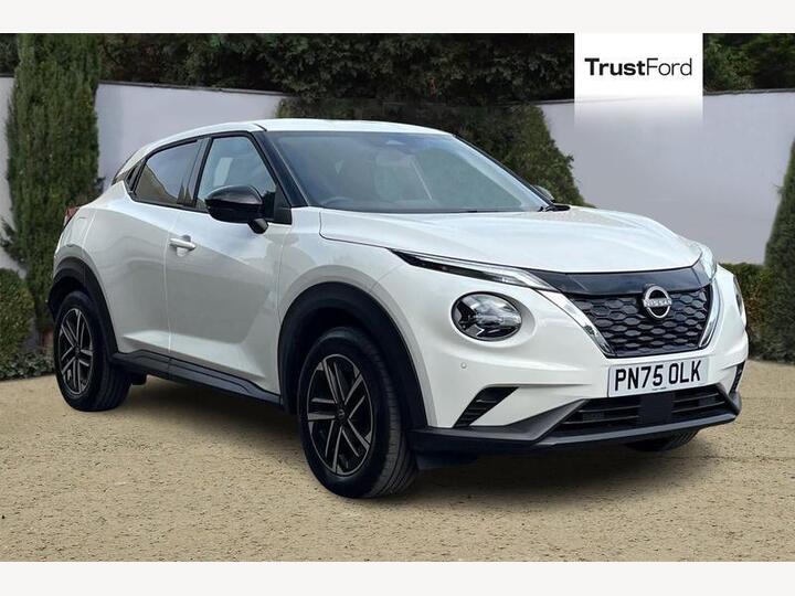 Nissan JUKE 1.6 N-Connecta Auto Euro 6 5dr