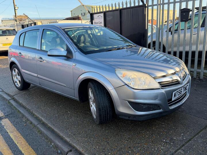 Vauxhall ASTRA 1.8i 16v Club 5dr