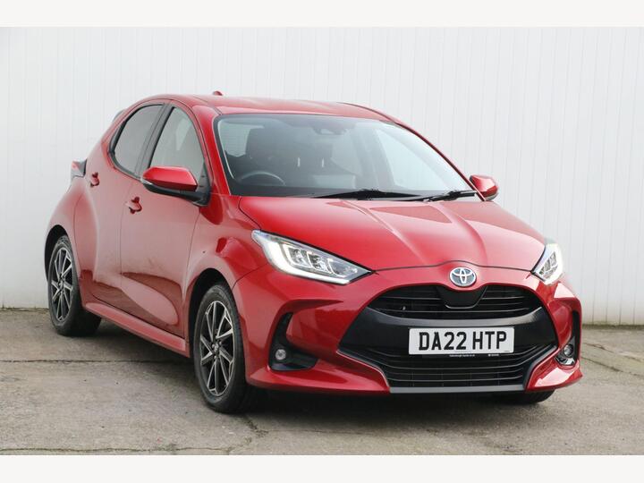 Toyota Yaris 1.5 VVT-h Design E-CVT Euro 6 (s/s) 5dr