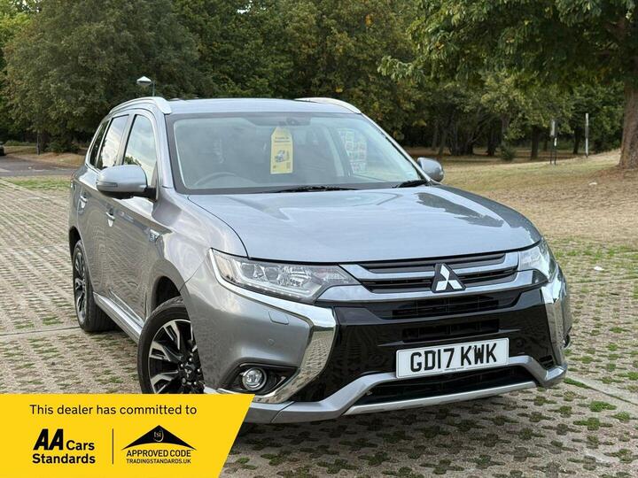Mitsubishi Outlander 2.0h 12kWh 4h CVT 4WD Euro 6 (s/s) 5dr