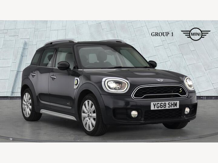 MINI Countryman 1.5 7.6kWh Cooper SE Auto ALL4 Euro 6 (s/s) 5dr MINI Countryman 1.5 7.6kWh Cooper SE Auto ALL4 Euro 6 (s/s) 5dr