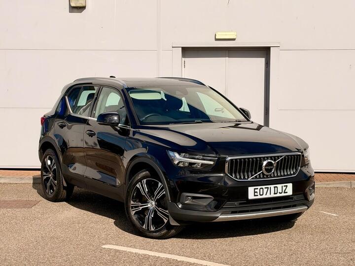 Volvo XC40 1.5h T5 Twin Engine Recharge 10.7kWh Inscription Pro Auto Euro 6 (s/s) 5dr