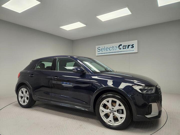 Audi A1 1.0 TFSI 30 Citycarver Euro 6 (s/s) 5dr