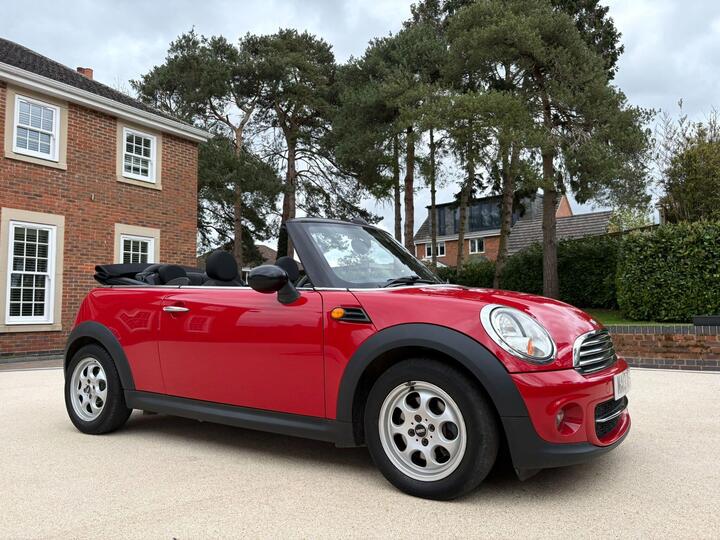 MINI Convertible 1.6 Cooper D Euro 5 (s/s) 2dr