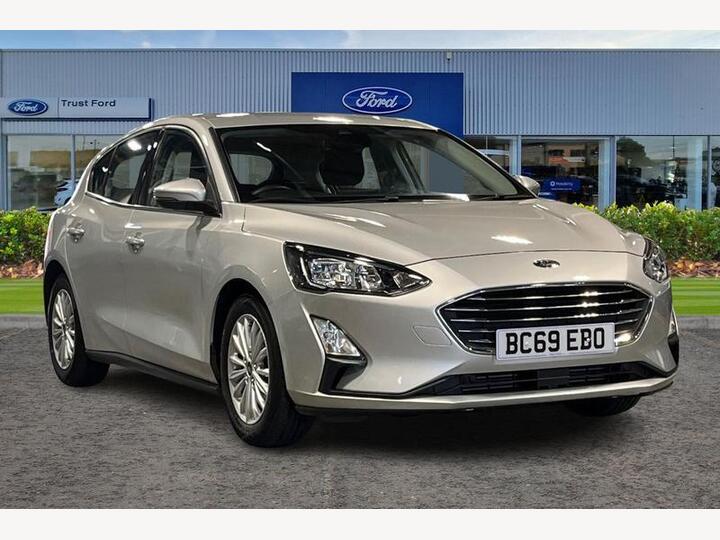 Ford FOCUS 1.0T EcoBoost Titanium Auto Euro 6 (s/s) 5dr