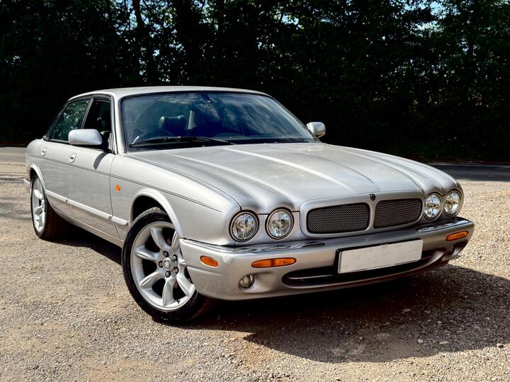 Jaguar XJ 3.2 XJ8 Sport 4dr