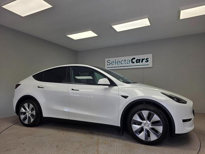 Tesla MODEL Y Auto RWD 5dr