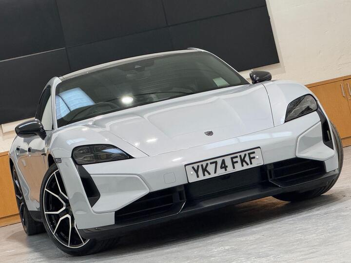 Porsche Taycan Performance Plus 105kWh Turbo S Auto 4WD 4dr (11kW Charger)