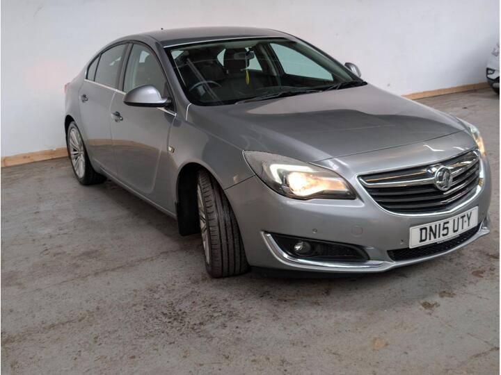 Vauxhall Insignia 2.0 CDTi EcoFLEX Design Nav Euro 5 (s/s) 5dr Vauxhall Insignia 2.0 CDTi EcoFLEX Design Nav Euro 5 (s/s) 5dr
