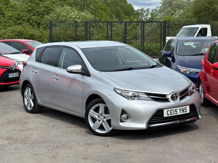 Toyota Auris 1.6 V-Matic Excel Euro 5 5dr Toyota Auris 1.6 V-Matic Excel Euro 5 5dr