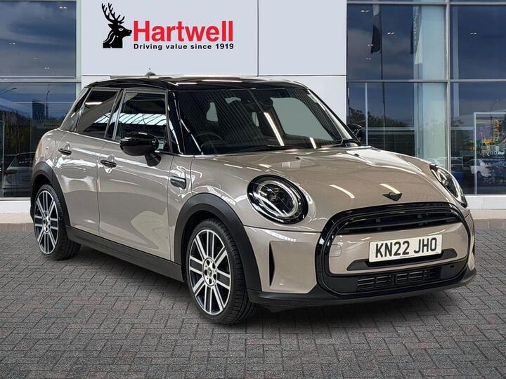 MINI Hatch 1.5 Cooper Exclusive Steptronic Euro 6 (s/s) 5dr