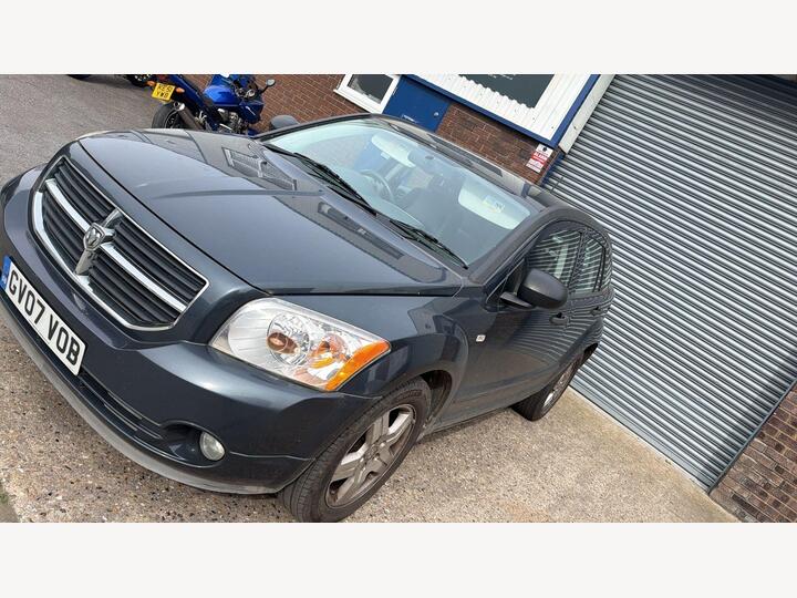Dodge Caliber 2.0 SXT CVT 5dr