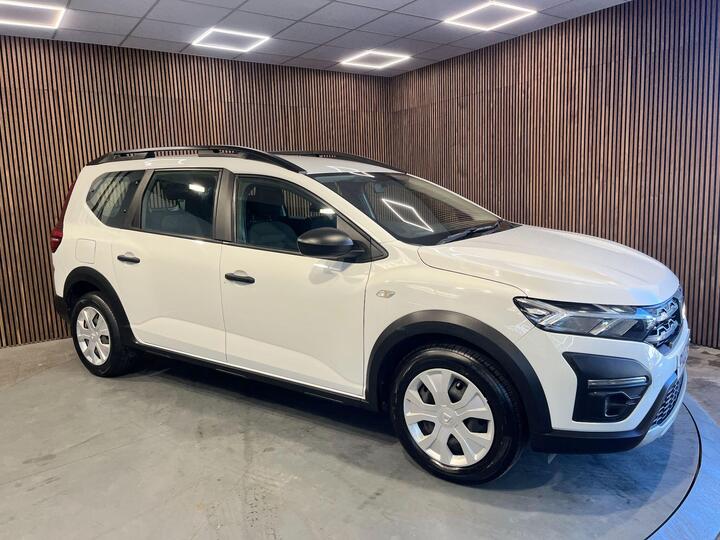 Dacia Jogger 1.0 TCe Essential Euro 6 (s/s) 5dr
