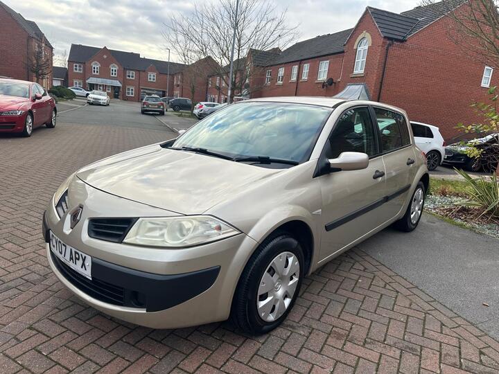 Renault Megane 1.4 16v Freeway 5dr