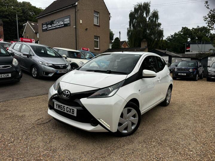 Toyota AYGO 1.0 VVT-i X-play Euro 5 5dr Euro 5