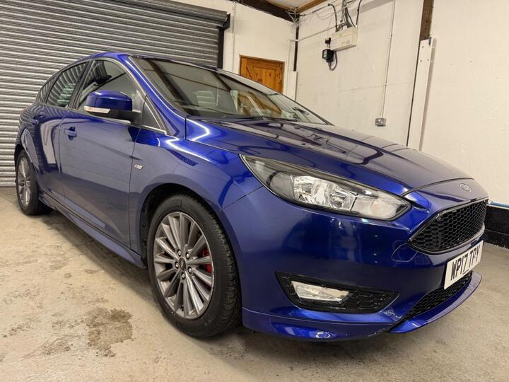 Ford Focus 1.0T EcoBoost ST-Line Euro 6 (s/s) 5dr