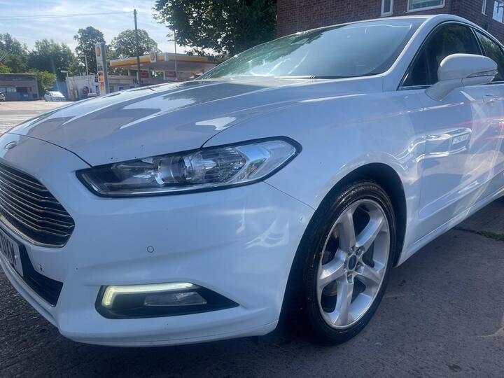 Ford Mondeo 2.0 TDCi Titanium Euro 6 (s/s) 5dr