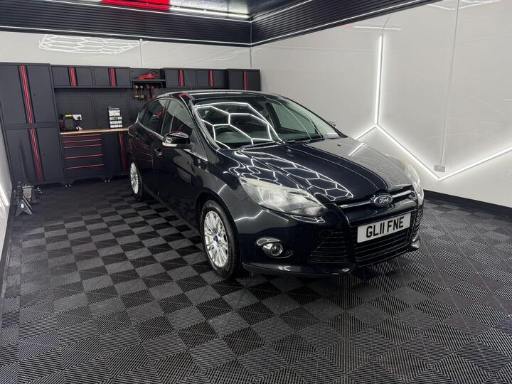Ford Focus 1.6 Titanium Euro 5 5dr