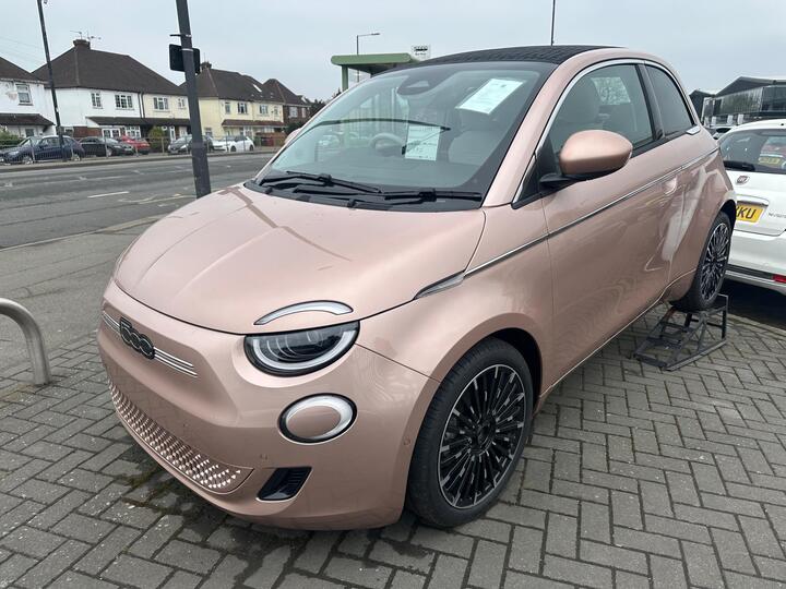 Fiat 500e 42kWh La Prima Auto 3dr