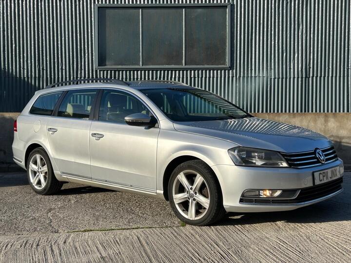 Volkswagen Passat 2.0 TDI BlueMotion Tech SE DSG Euro 5 (s/s) 5dr