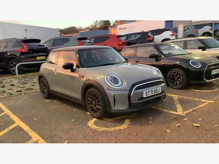 MINI Hatch 1.5 Cooper Classic Euro 6 (s/s) 3dr